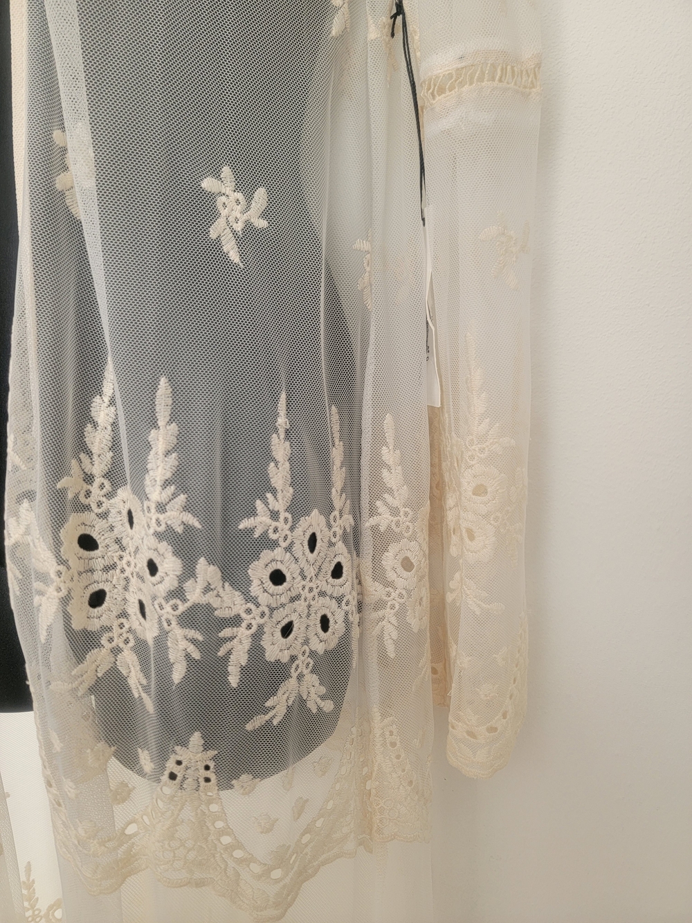 Sheer Lace Embroidered Long Robe - Cream - Picture 4 of 4